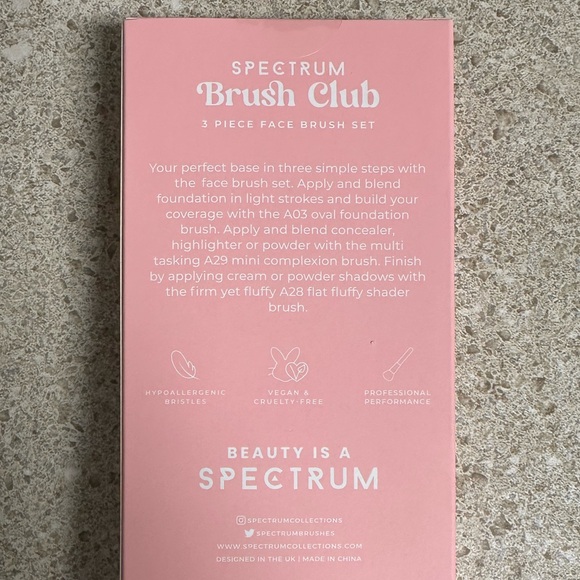 Spectrum Brush Club - Picture 6 of 8